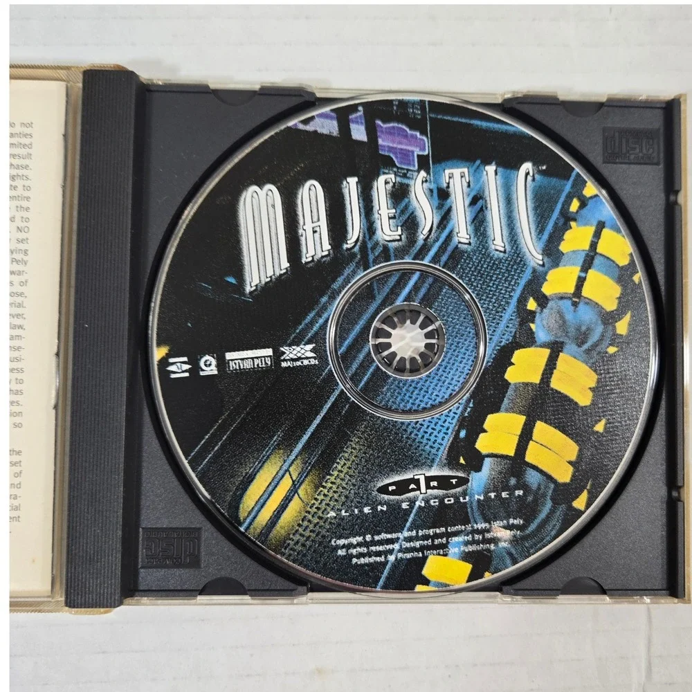 Majestic Part 1 Alien Encounter PC Game 1995 Vintage 90s‎ Sci-Fi Adventure